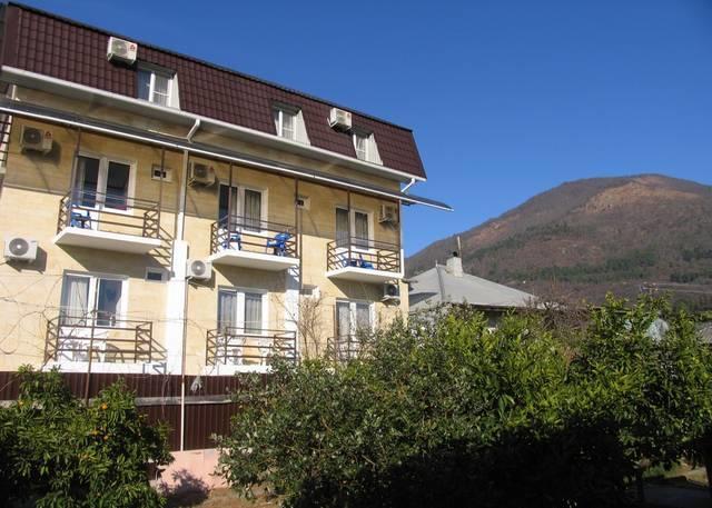 U Ruslana Guest House Gagra Eksteriør billede